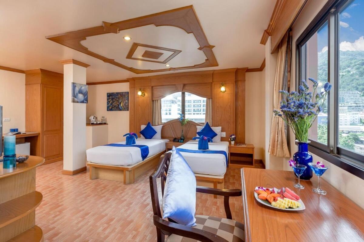 Tiger Complex By Eyg Hotel Patong Buitenkant foto